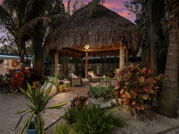 Shaw's Point Bradenton Short 5 mile Drive to Beach cute Villa
